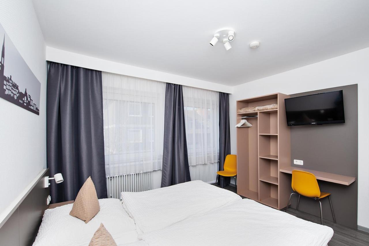 אאכן Hotel Stadtnah מראה חיצוני תמונה